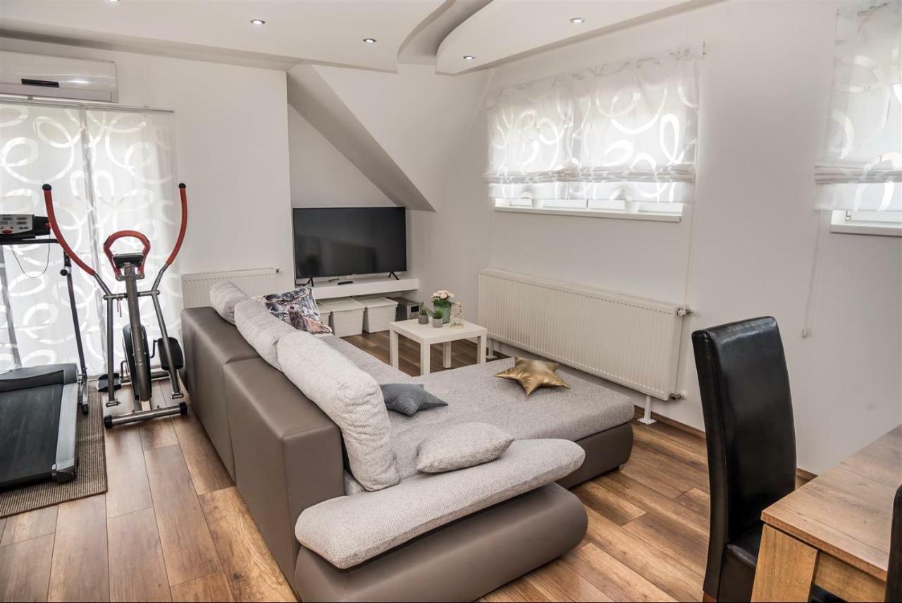 Apartman Hubertus 5* Vagovina Zewnętrze zdjęcie