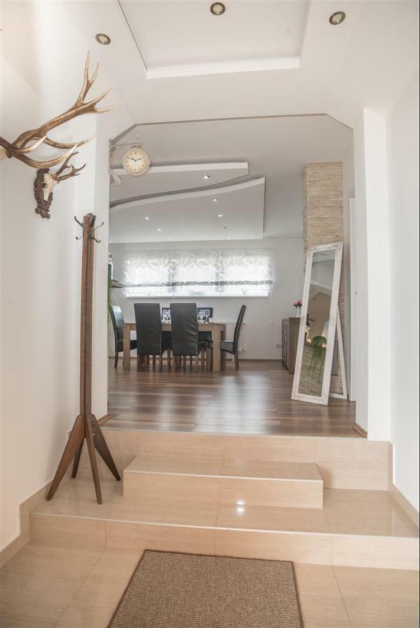Apartman Hubertus 5* Vagovina Zewnętrze zdjęcie